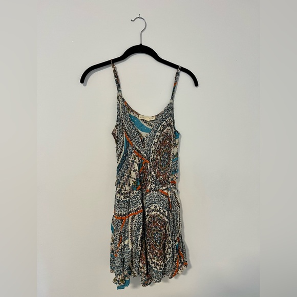 LoveStitch Romper - Picture 2 of 2